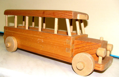 Holz Omnibus aus Holz