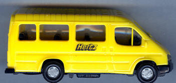 Praline Ford-Transit-Bus  Hertz